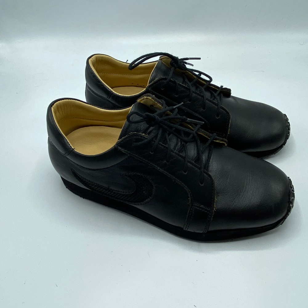 Custom made sneakers www.custommadeshoes.com